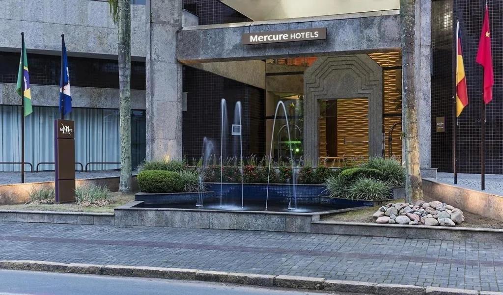Apart Hotel Moderno Em جوينفيل المظهر الخارجي الصورة